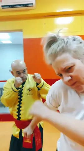 #tskf #kungfu #kungfuadistancia #kungfuonline #wushu #louvaadeus #artemarcial #artesmarciais #shaolin #chikung #camisadeferro #humor 