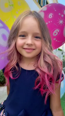 #barbie #barbi #barbigirl #beaut #life #happy #pink #pinkhair #cabelolindo #amila__camila #funny #following #like #tiktok #portugal🇵🇹 #algarve #faro #albufeira🇵🇹 #modelo #divulgação 