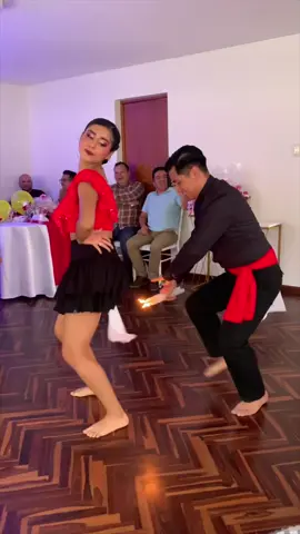No hay primera sin segunda🫢🔥🇵🇪 #perutonazo #alcatraz #costa #showdedanzasperuanas #danzasperuanas #peru #peruanos #parati #eventosperu #bodasperu #fy #viral #costa #perú #eventos #showperuano #viralperu #danzas 