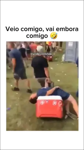 😂😂 . . #amigobebado #bebadosengraçados #bebadoengraçado🤣 #amigos  #kkkkkkkkkkkkkkkkkk😂😂😂😂😂😂😂🤣 #oheleaioh #engracadosvideos #memes😂 #humortiktok #videosengracados🤣 #engracado 