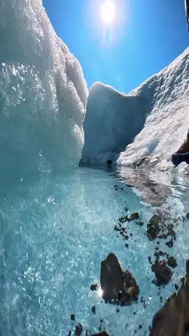 #icelake #fallingice #dronevideo #watersound #watersounds #livewallpapers #river #ultrahdwallpaper #8k📸 #4k #famous #fypシ゚viral #relaxingsounds #foru #foryoupage #foryou #foryourpagetiktok #foryourpagetiktok #beautiful #china #chinatiktok 