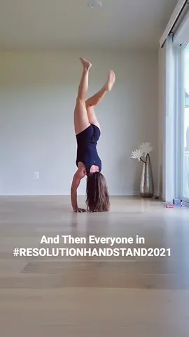 Strong as well as Joyful, full of vitality, love the spirit. #bodysuitstyle #headstand #bodysuitfashion #alongfitofficial #alongfitleggings  #leggingswithpocket #butterysoftleggings