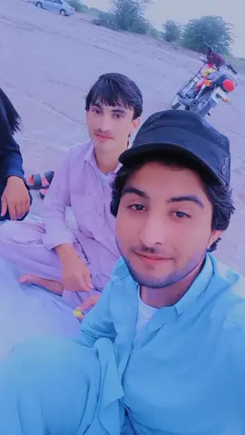 #WomenOfPakistan @Arsalankhattak0012 @❦︎😘 شامی❣︎❣︎❣︎گل 😘❦︎ @🌸ÅHMÂD. . .ĞULĽ🌸 @LADLA GULLI @🥀ᎪᏞᎾᏁᎬ🤕 @mehran barfe @