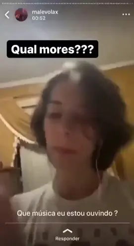 qual ela esta ouvindo mores? #acervinhoomemes #trans #acervinhoxr #malevolazx 