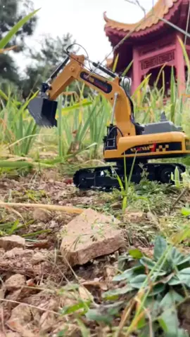 6 channel remote control excavator metal rechargeable toy#toy #kids #tiktok #fyp 