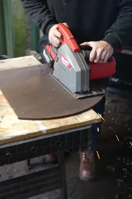 Curting steel plate with a metal circular saw! #fyp #tools #amazing #steel #metalshop #fabricator 