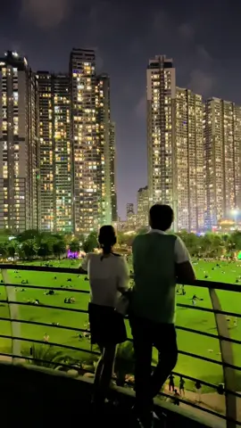 Bạn có muốn hẹn hò trong khung cảnh lãng mạn này. #lacasaigon #saigon #congvienvinhomes #landmark81 #congvienvinhomescentralpark #view