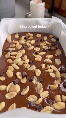 This is highly addictive‼️(but please try it😏) #FoodTok #EasyRecipe #veganrecipes #vegantiktok #easyfood #easyfudge 