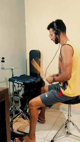Drum Cover Maranatha Irmã Ana Paula CMES #alesis #samplepad #samplepadpro #alesisdrums #drumkit 