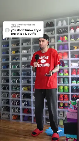 Replying to @theonlyoneziah Is todays outfit a W or L ? #fashion #fashiontok #fashiontiktok #sneakers #sneakerhead 