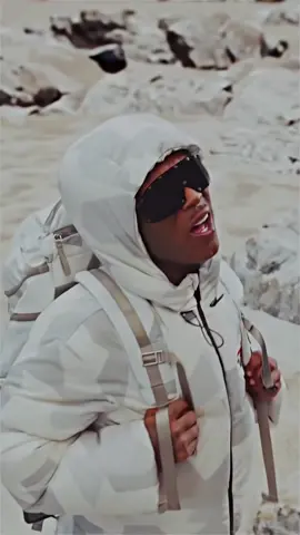 Travis Scott Franchise remix (feat. Lil Uzi Vert) 👕 Follow to my Youtube - link in bio 📷 | #edit #rap #rapper #hiphop #travisscott #liluzivert #franchise #wokeuplikethis #remix #pinktape #utopia #l4nded