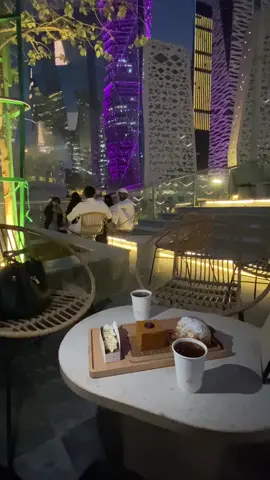 اكسبلورررر # ابراج المالبه # الرياض #القصبم# المطاو# كوفي # كيك# التمر# قهوة# برج الفيصليه # 
