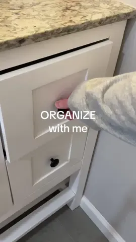 Organize with me✨ #organize #organizedhome #organizingtiktok #asmr #asmrsound #asmrtiktok 