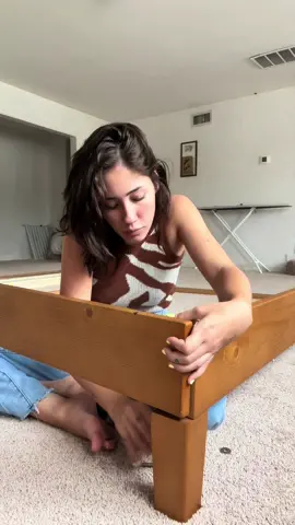 SETTING UP HER AMAZON BED + MATRESS 