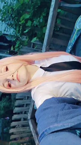 I literally just made this video to say that I probably won't be posting any content or unpriven my account anytime soon because of stuff that I'm just going through at the moment. I don't have any time to get into cosplay to record any good videos and don't have time to try to edit any good ones. I privated my account in the first place for personal reasons and I will probably only be on privating it once I get back my motivation to cosplay or post or if I get a new cosplay. thank you!