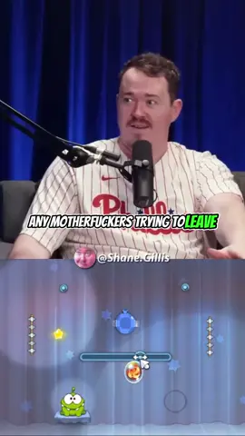 Shane and Theo discuss Theos crazy dream #shanegillis #shanegillisliveinaustin #shanegillisstandup #shanegillisinterview #shanegillisjre #comedy #standupcomedy #standup 