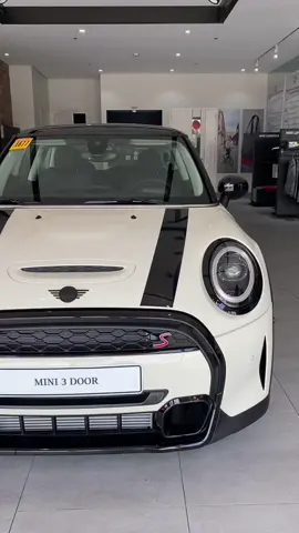 Designed to stand out. 👀 MINI Cooper S - 3 Door 2023 🇬🇧 #minicooper #minicoopers #minihatch3door #minicooperf56 