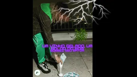 Uma bala halls Uma smoke marrom