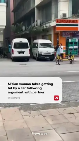 She realised that her attempt at faking an accident had failed and quickly walked away #viralnews #viralnewsmalaysia #malaysianews #coupleproblems101