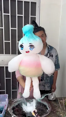 Make a marshmallow doll to eat.