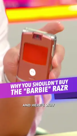 Buying the Barbie RAZR was a MASSIVE mistake, and here is why! #barbie #barbiephone #motorolarazr #razrv3 