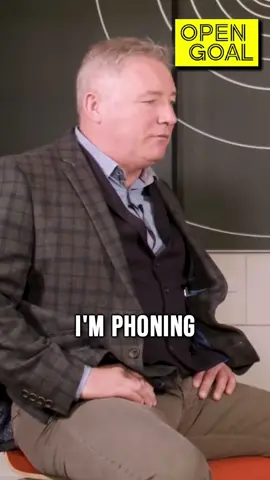 📞 “Couple more days with the tin hats on and we’ll get through this!” 😵‍💫 Ally McCoist on his bizarre phone call with ex #rangersfc owner Craig Whyte! #fyp #foryou #foryoupage #football #rangers #allymccoist #storytime #footballstory #funny #Scotland #scottishpatter #talksport #laurawoods #ibrox #PremierLeague #celtic #Soccer #funnystory #mccoist 