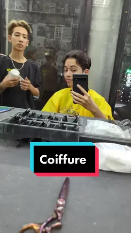 Je crois qu'il a un peu trop raccourci, coiffeurs au Vietnam #humour 