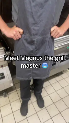 Certified grill master, ladies and gentlemen Magnus 👨‍🍳🍔 @magnus..larsen  #mcdonalds #quaterpounder #mcdonaldsuk #chickennuggets #southbound #bigmac #grill #theo #magnus 