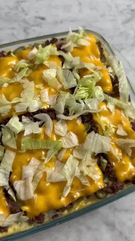 BIG MAC POTATOE CASSEROLE #bigmac #casserole #food #Recipe #tasty #foryou #fy #fyp #foryoupage #tiktokfood #foodtiktok POTATO MIXTURE 900 g potatoes water salt   50 g unsalted butter salt 3 g black pepper   GROUND BEEF MARINADE 450 g ground beef 5 g salt 3 g black pepper   SAUCE 175 g mayonnaise 50 g mustard 15 ml vinegar 4 g granulated sugar 4 g salt half a yellow onion 2 grated pickles   GARNISH cheddar cheese pickle slices lettuce   Peel and dice the potatoes. Bring the potato cubes to a boil (with salt) for about 15 to 20 minutes.   Place the ground beef in a deep bowl. Add the black pepper and salt. Mix together.   Cook the ground beef in a pan until fully cooked.   Grate the pickles and onion. In a deep bowl, add the mayonnaise, mustard, vinegar, sugar, salt, grated onion, and grated pickles. Mix all the ingredients together.   Drain the potatoes in a colander. Put them in a deep bowl and mash the potatoes until smooth. Add the butter, salt, and black pepper. Mix well.   Scoop half of the mashed potatoes onto the baking dish and spread it evenly. Pour half of the sauce over the mashed potatoes. Add some lettuce, followed by the ground beef. Place cheddar cheese on top.   Scoop the rest of the mashed potatoes onto the baking dish and spread it evenly again. Pour the other half of the sauce over it and spread it out. Add some lettuce, followed by the ground beef and pickle slices. Top it off with cheddar cheese.   Place the Big Mac potato casserole in a preheated oven at 250°C for about 10-12 minutes or until the cheese is fully melted.   Sprinkle some lettuce on the Big Mac potato casserole before serving.   Tips:   Add salt and pepper according to your own taste. Serve with a fresh salad on the side.  