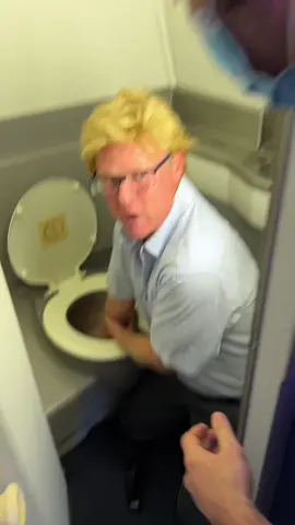 How does this even happen 😳 #fyp #viral #airplane #plane #toilet #proposal #skit #funny #fun #foryou #tiktokforfun #tiktok #funtok 