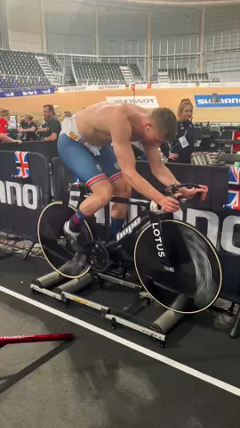 Spin to win #trackcycling #fyp #athlete #cycling #speed #sportsontiktok  