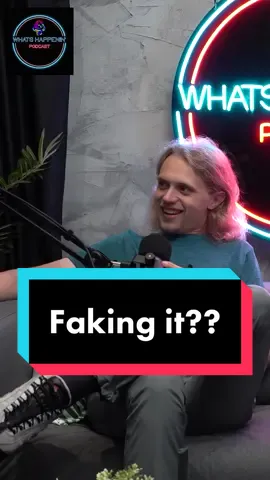 Surely girls don’t fake stuff??? #fyp #comedy #podcast 