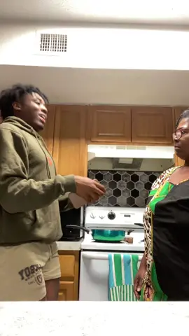 Us Vibing Mother And Son🥰💙🥰💙🥰💙 My Puncho @🍃 #fyp #BlackTikTok #leobaby75 #shitandgiggles🤣 