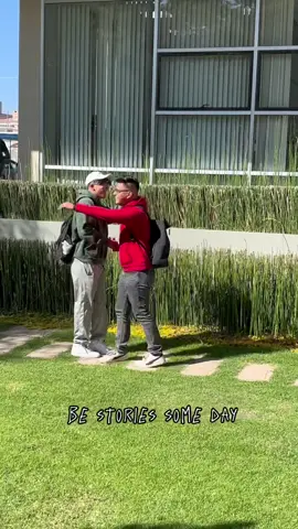 ¡Feliz inicio de semestre! Los extrañamos 💙💛| #fypシ #upbcbba #university #bolivia🇧🇴 #somosupb #universitylife #nuevosemestre 