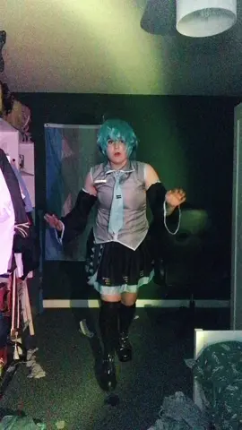 #HATSUNEMIKU ☆ i’m not going to lie i really like how i styled the base of my miku wig!! anyways goodnight everyone ♡♡ #akirahrt #hatsunemiku #hatsunemikucosplay #vocaloid #vocaloidcosplay #miku #mikucosplay 
