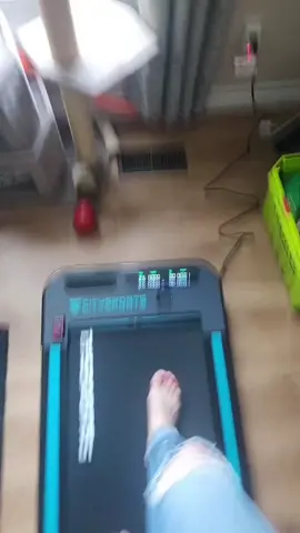 #oops #treadmillfail #dontdrinkandwalk #exerciseathome #exerciseisnotmyfriend #maybetryshoesnexttime #fail #fyp 