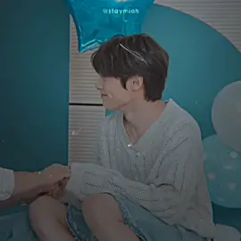 SPOILER/ TRAILER? talvez...Jeonbin também é feliz com migalhas, logo lançarei mais uma fic deles :)) | #skzstay #changbin #jeongin #jeonbin #changin #viral #protectskz #fyp #foryoupage #tiktok #wattpad 