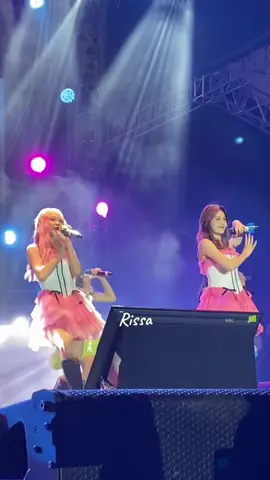 Fancam teacher teacher❤️ dari kemarin ada aja kendalanya upload ni video😮‍💨😆#picafestxjkt48 #jkt48k3mbali #yessicatamara #fenifitriyanti #jkt48newera #jkt48 #fyp 