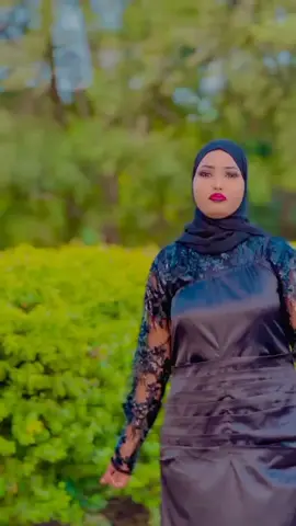 Hadii lagu dhaho quruxdada ku qiyaas dabka mobilkaga ku jira meeqay. Noqonlahayd😂ani100%75#fy#foryoupage#fypシ#viral#foryoupage#mogafyp#somalitiktok#zooyaquruxwanag @abas_asad ali ❤🖐 @Ustaad_Farma🤴 