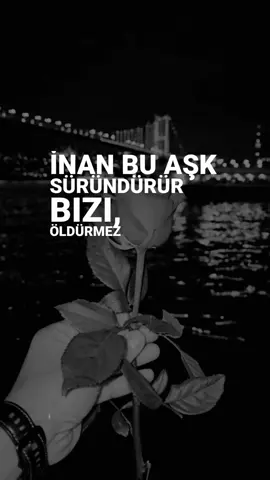 DEMET ELLOO - Yaşanmayan Günler Var İnan bu aşk süründürür bizi, öldürmez, Yanar bu kalbim görür de onu, söndürmez Sözüne kandım, gözyaşında ıslandım Yoruldum hep, yıprandım Yine de beni sever sandım, Sana helal değil haram hakkım #virallllllllll #viralllllllllll  #demetelloo #demet #yasanmayangünlervar #siyahbeyazask 