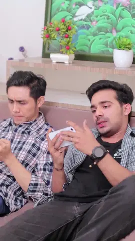 mending pergi daripada bertahan cuma bikin sakit. #TikTokSeries #tiktokseriesfuture #SerialTikTok #TikToktainment #TikTokPromote #fyp #fypシ #dramatiktok #explorepage #viral #tidakdihargai #shortflim #pacar #ego #game 