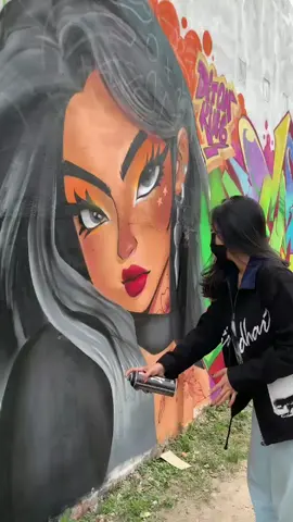 Aku pakai koleksi keren dari United Hart🔥 #graffiti #streetartjambi #girlpower #kotajambi 