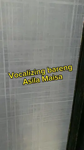 Persiapan @asilamaisa saat mau perform nih, guys. 🤩 #Vocalizing #fyp #AsilaMaisa #AMTeam #AsilaMaisaManagement #TikTokTainment 