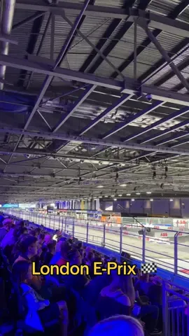 @ABB Formula E turned up the fan experience to a 12 at the #londoneprix 🤩 Have you watched a #formulae race? 👀 #Motorsport #britishgp 