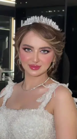 عروس كيوت 🥹 #hamza_makeup #مكياج #ميكب_تتوريال #عرس #اكسبلور؟ #شغلي 