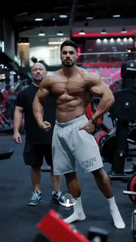 Change Your Thoughts NOW #fitnessgoals #fitnessmotivation #fittips #musclebuilding #Fitness #gymmotivation #motivation #gunsout #sixpackabs @Andrei Deiu’ 