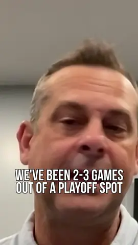 Aaron Boone says being 2-3 games out of a playoff spot made the Yankees not want to sell #yankees #MLB #aaronboone #baseball #tradedeadline
