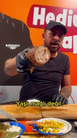 İyi seyirler 😂😂😂 #Part2 #kokoreç #kokoreçyemeyarışması #kokoreççiuğur #midye 