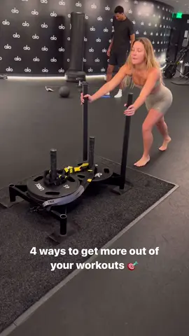 how does she still looking stunning whilst working out #madelyncline #obx #outerbanks #getthisviral #foryou #fypシ #fyp #foryoupage #viral 