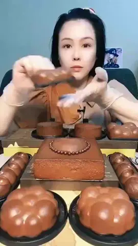 #sweetfood #asmr#asmrfood #asmrsounds #asmrvideo #asmrtiktoks #asmr #cakeeating #choclateeating #tiktok #foryou #mukbang #mukbangeatingshow #chocolatelover